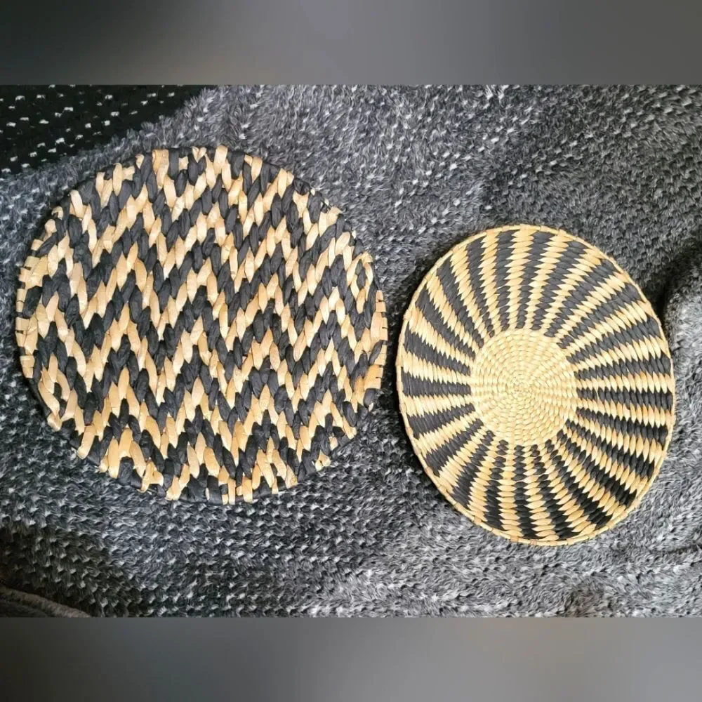 Black and Tan‎ Woven Decorative Plates/ Baskets